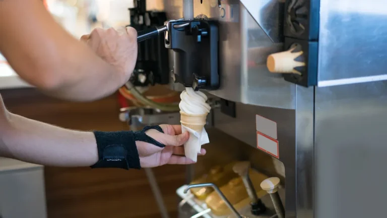 Soft Serve Ice Cream Machine